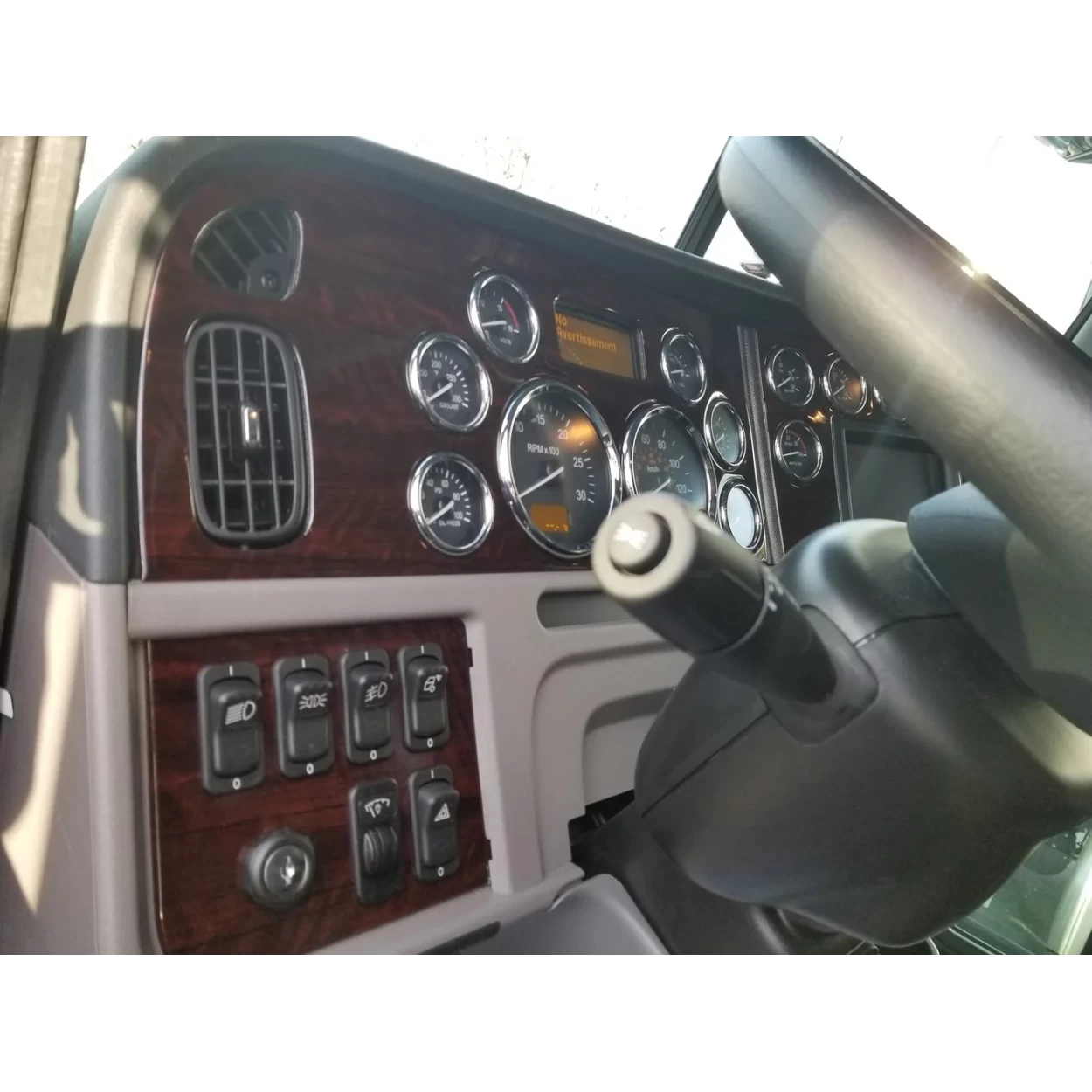 Peterbilt 365 Truck - Year 2016-2021 Interior Cabin Style Full Dash trim kit