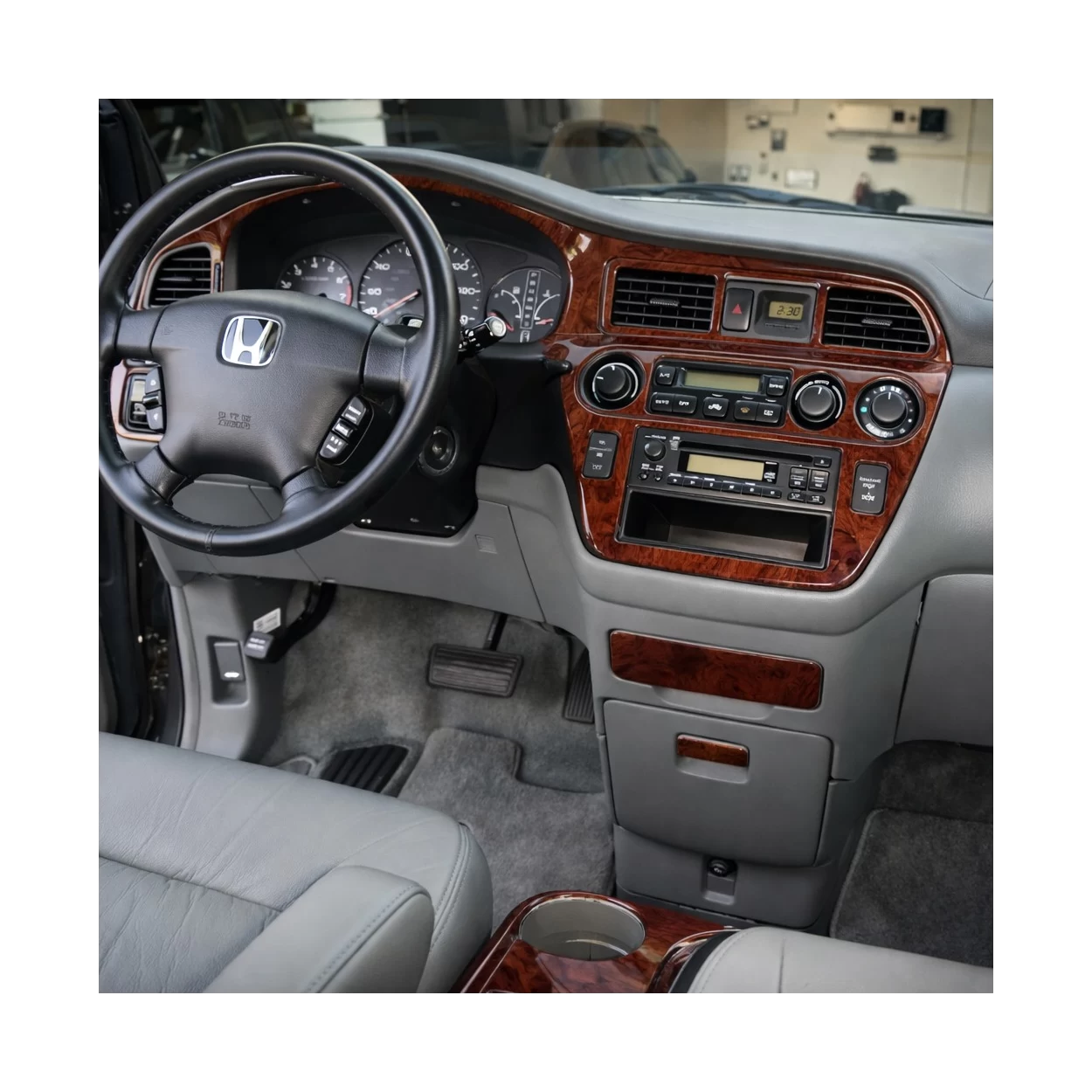 Honda Odyssey 1999-2004 Without NAVI system, 26 Parts set Interior BD Dash Trim Kit