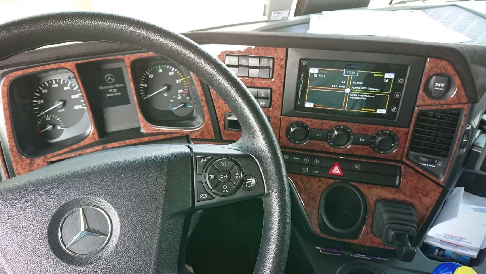 Mercedes Actros Antos 09.2016 3D Interior Dashboard Trim Kit Dash Trim Dekor 24-Parts - 1 - Interior Dash Trim Kit
