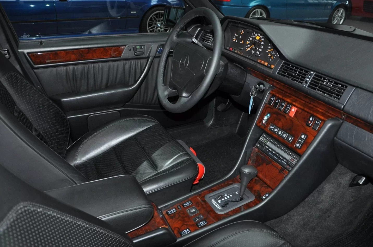 Mercedes E-Class W124 01.85-05.96 3D Interior Dashboard Trim Kit Dash Trim Dekor 14-Parts - 1 - Interior Dash Trim Kit