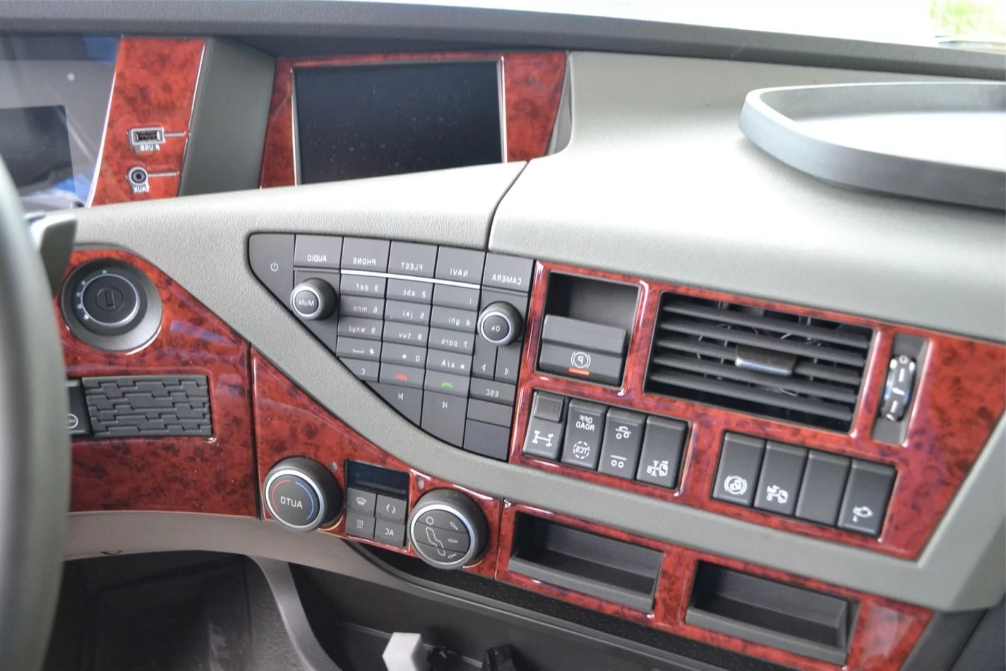 Volvo FH Version 4 01.2013 3D Interior Dashboard Trim Kit Dash Trim Dekor 11-Parts - 1 - Interior Dash Trim Kit