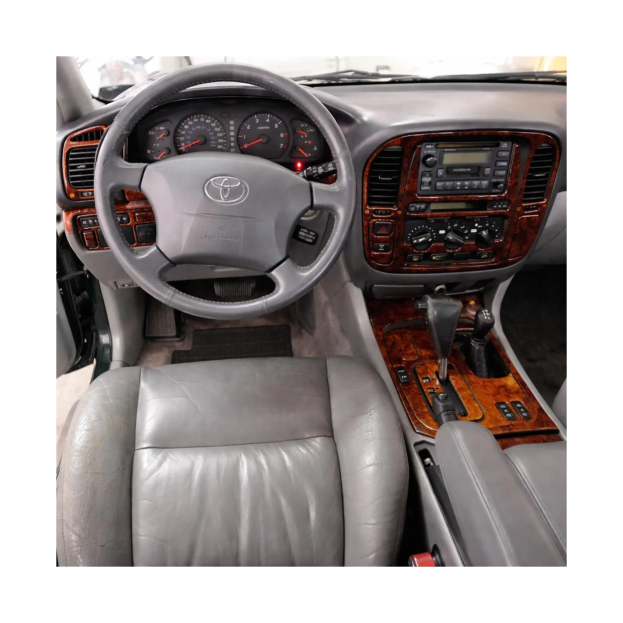 Toyota Land Cruiser 1998-2002 Without NAVI system, 31 Parts set Interior BD Dash Trim Kit